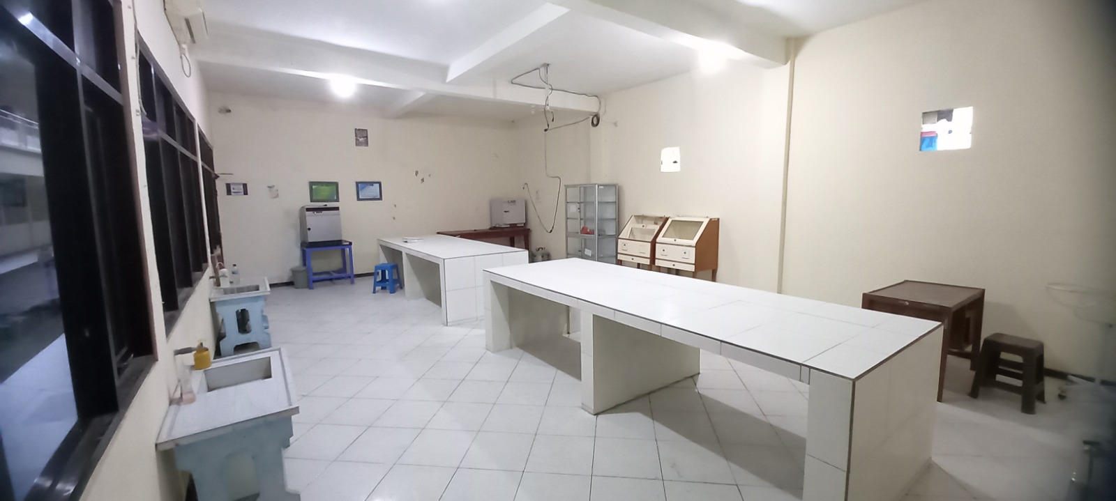 Laboratorium Mikrobiologi